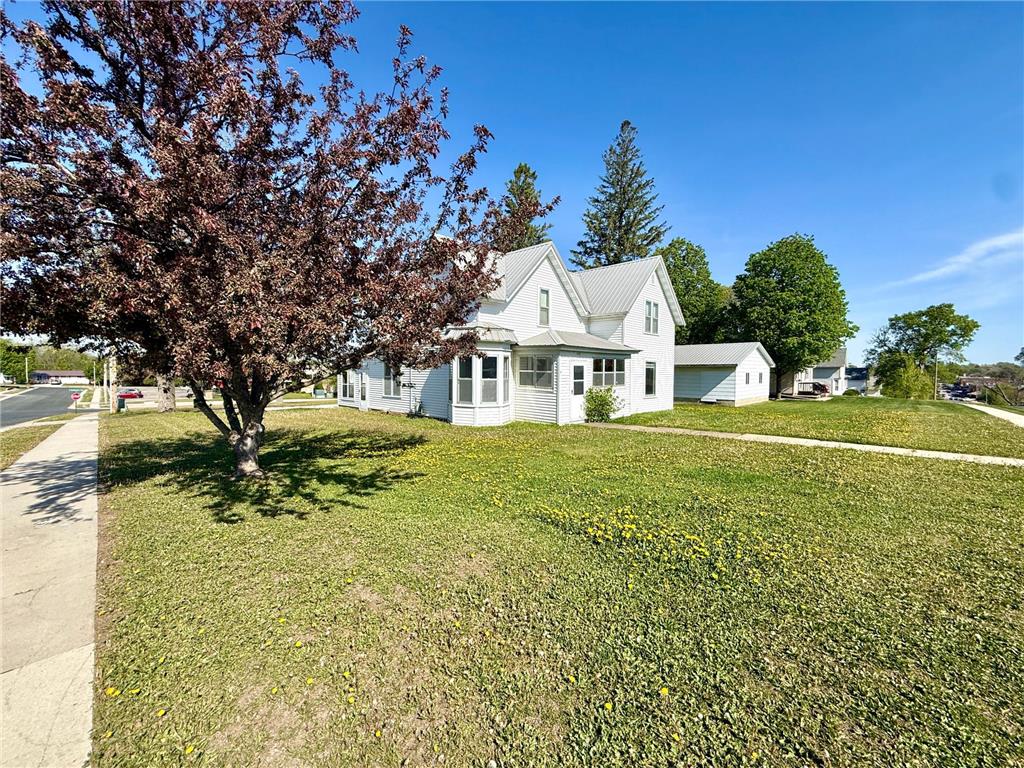 512 S Broadway Street Spring Valley MN 55975 7077248 image2