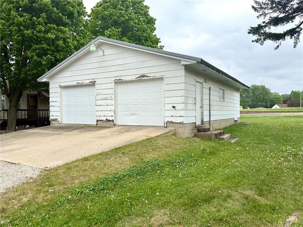 512 S Broadway Street Spring Valley MN 55975 7077248 image22