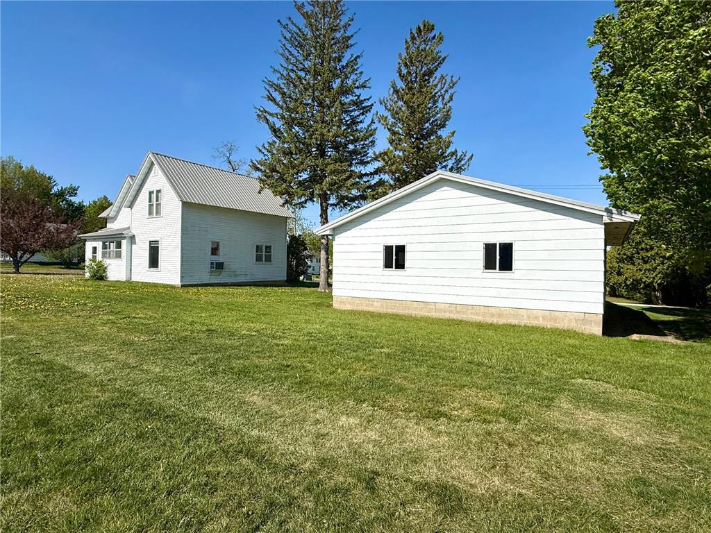 512 S Broadway Street Spring Valley MN 55975 7077248 image3