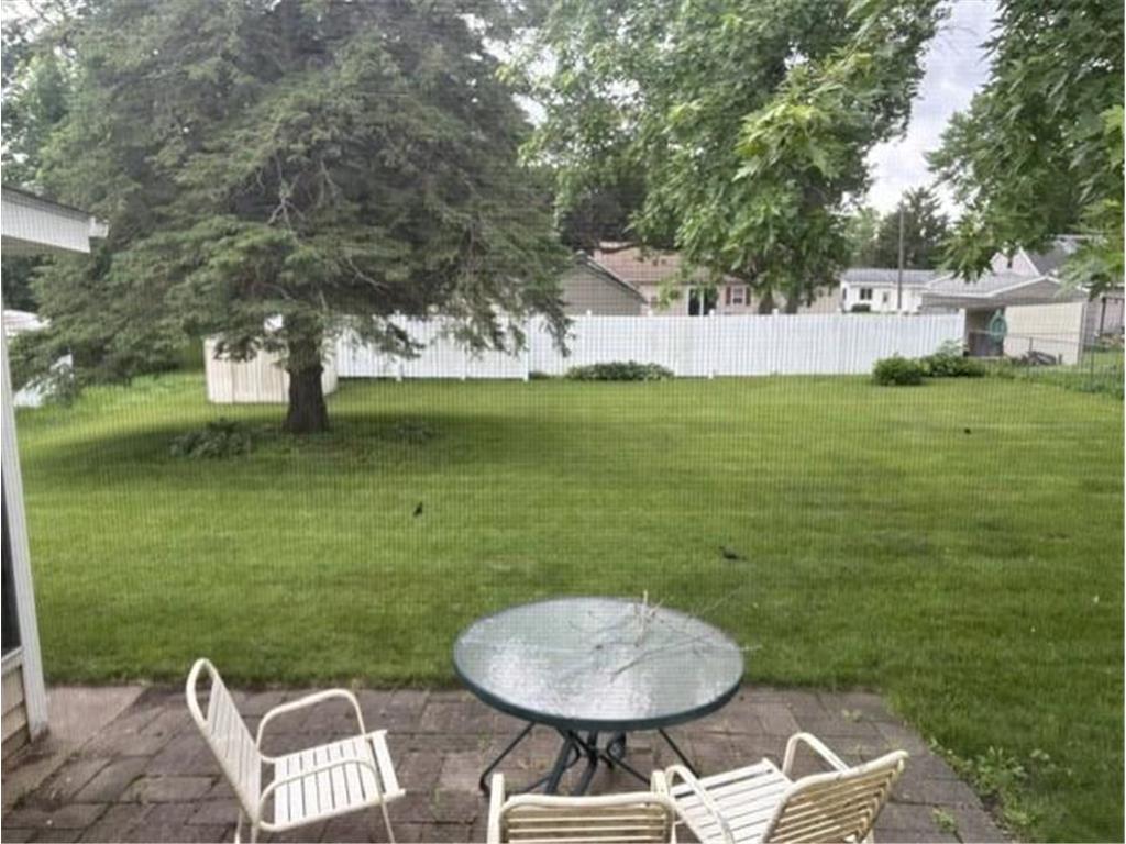 512 SE 9th Avenue Waseca MN 56093 7090850 image4