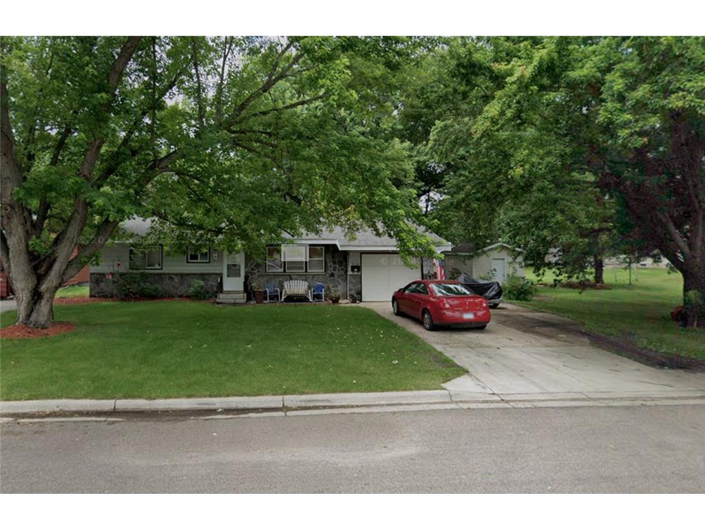512 Sunrise Avenue Paynesville MN 56362 7049066 image1