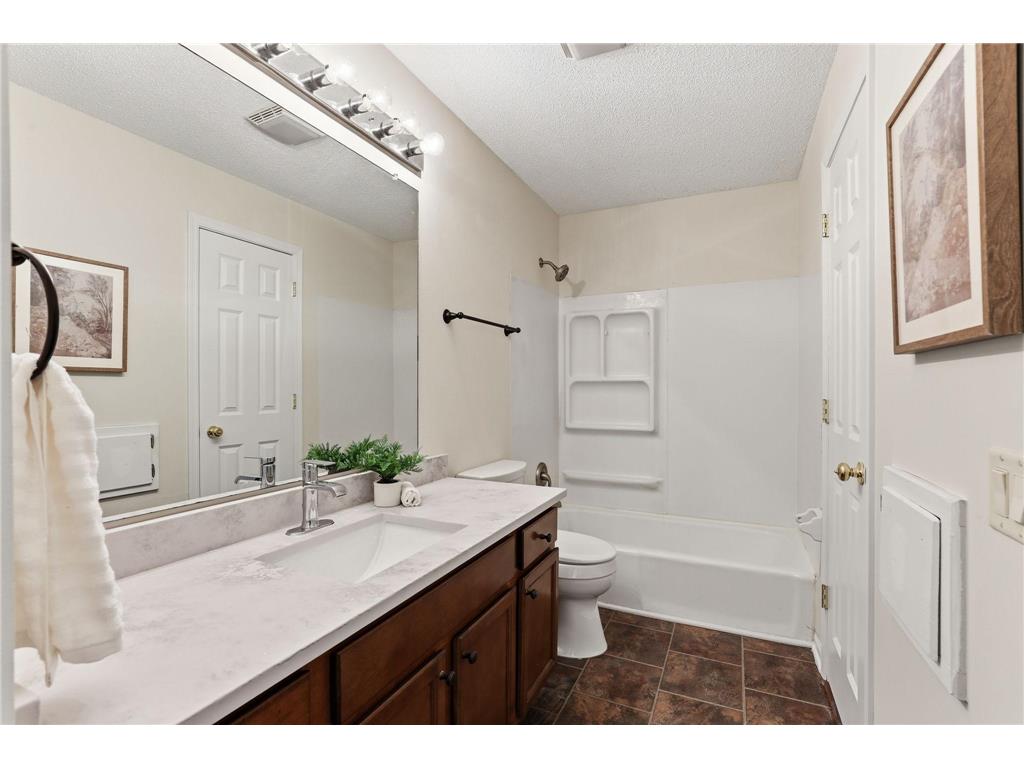 5120 148th Path W Apple Valley MN 55124 7078076 image14