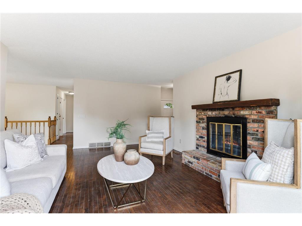 5120 148th Path W Apple Valley MN 55124 7078076 image5