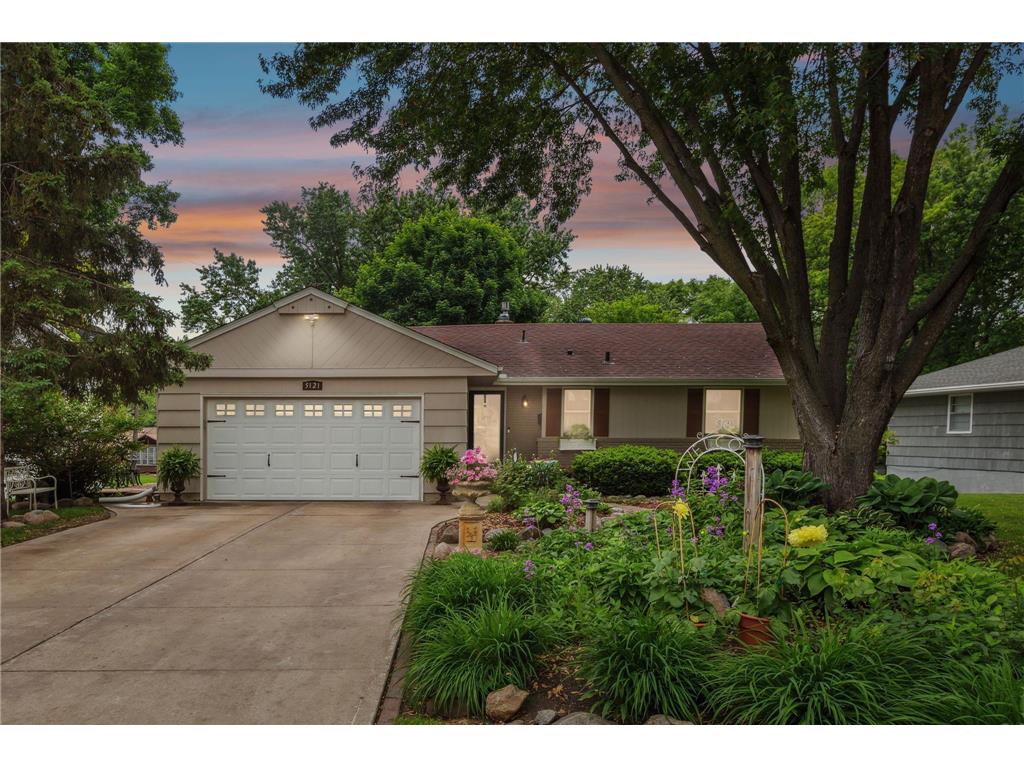 5121 Meadow Ridge Edina MN 55439 6385144 image1