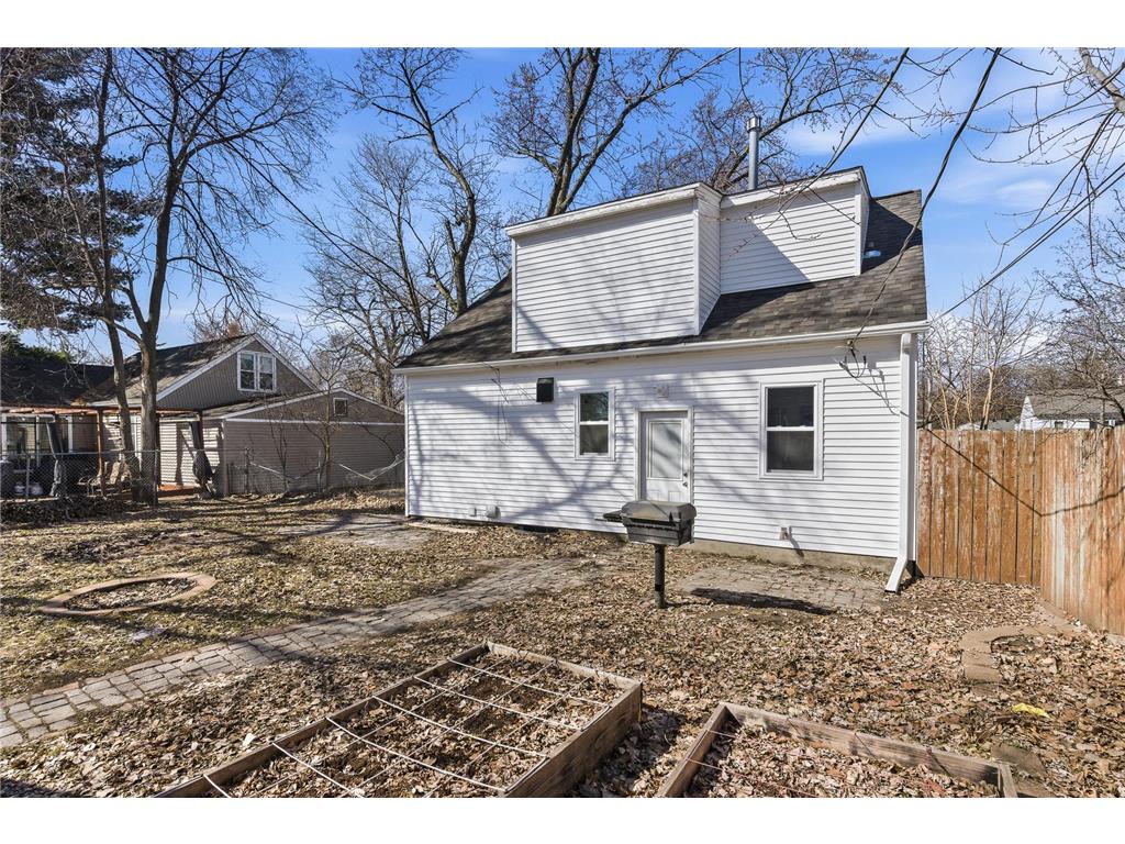 5122 Morgan Avenue N Minneapolis MN 55430 7041303 image32