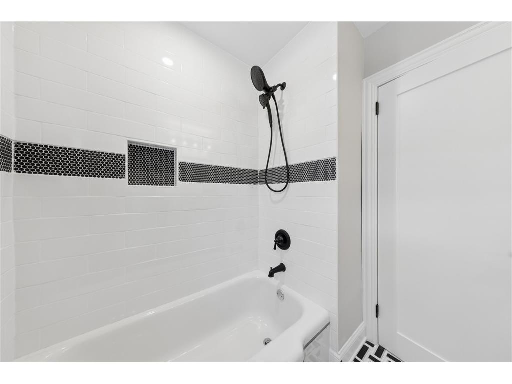 5123 Chicago Avenue Minneapolis MN 55417 7077844 image10