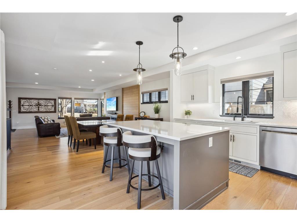 5124 Drew Avenue S Minneapolis MN 55410 7043552 image3