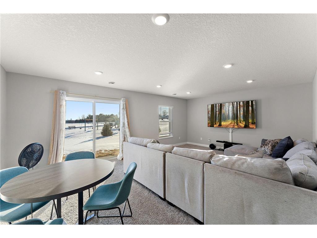 5124 Mustang Circle Woodbury MN 55129 7029348 image39