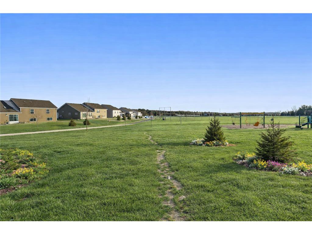 5124 Mustang Circle Woodbury MN 55129 7029348 image4