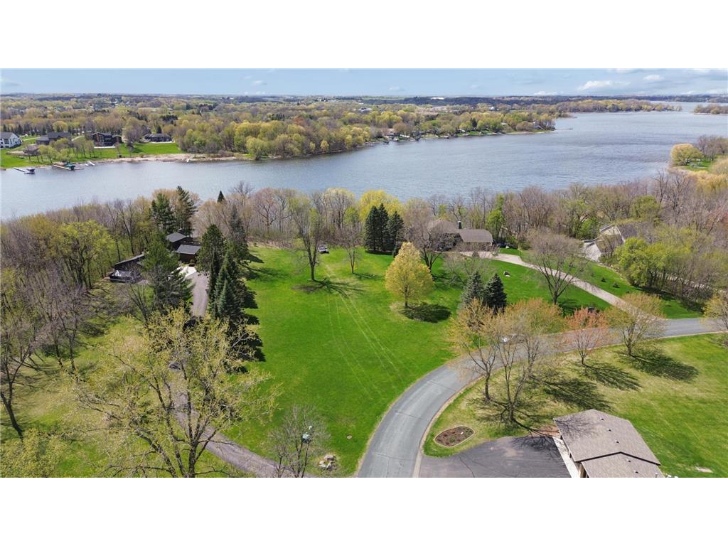 5125 Fern Drive Independence MN 55357 - Sarah 7068195 image2