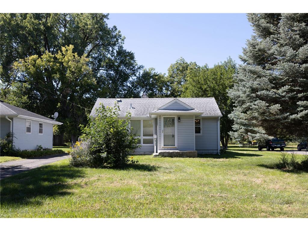 5125 Florida Avenue N, Crystal, MN 55428 MLS 6257082 Edina Realty