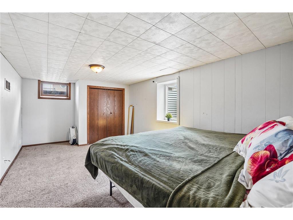 5125 Howe Lane Brooklyn Center MN 55429 6773020 image28