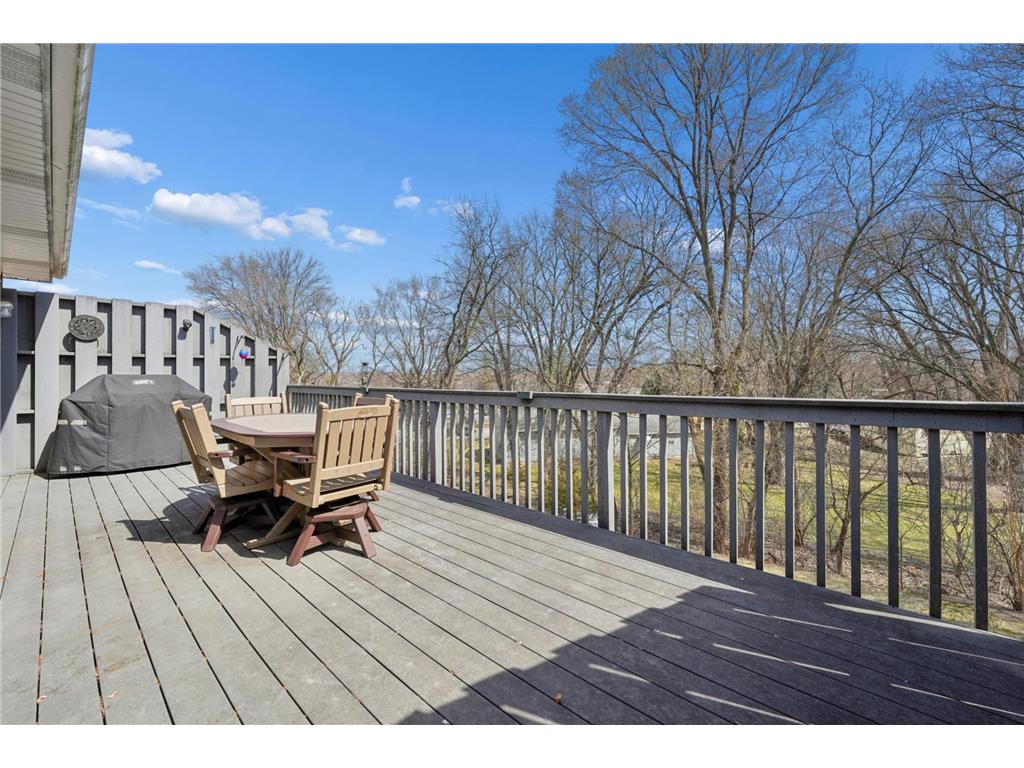 5125 Stoney Bridge Court Minnetonka MN 55345 7051653 image2