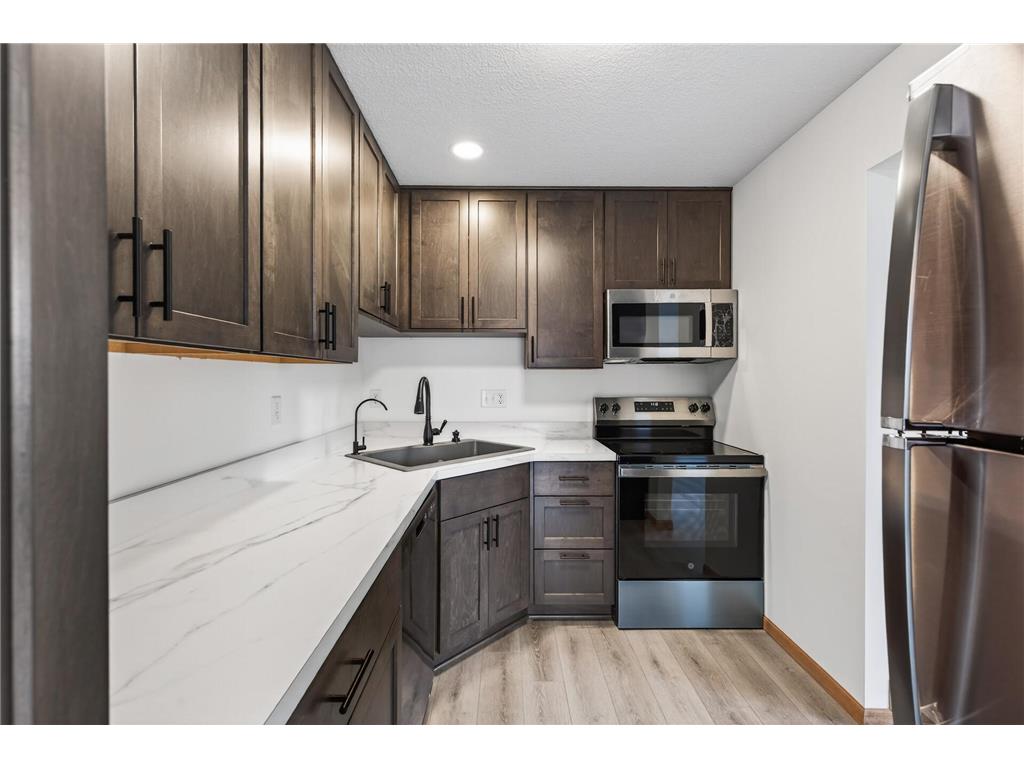 5127 84th Court N Brooklyn Park MN 55443 7042528 image14