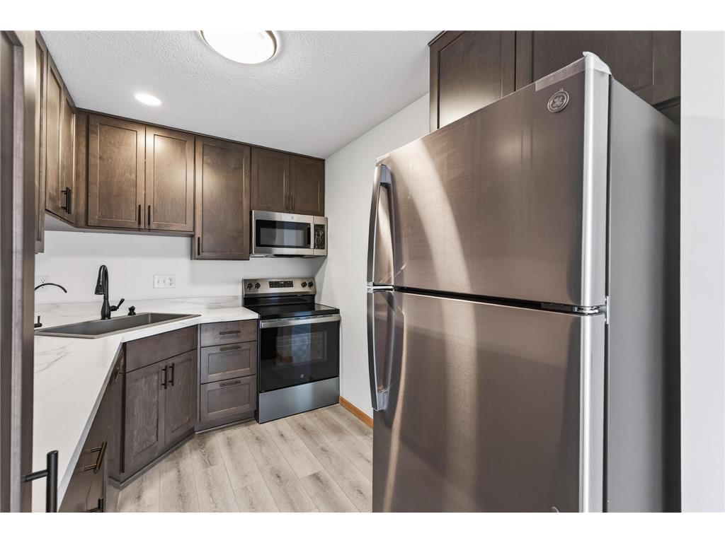 5127 84th Court N Brooklyn Park MN 55443 7042528 image15