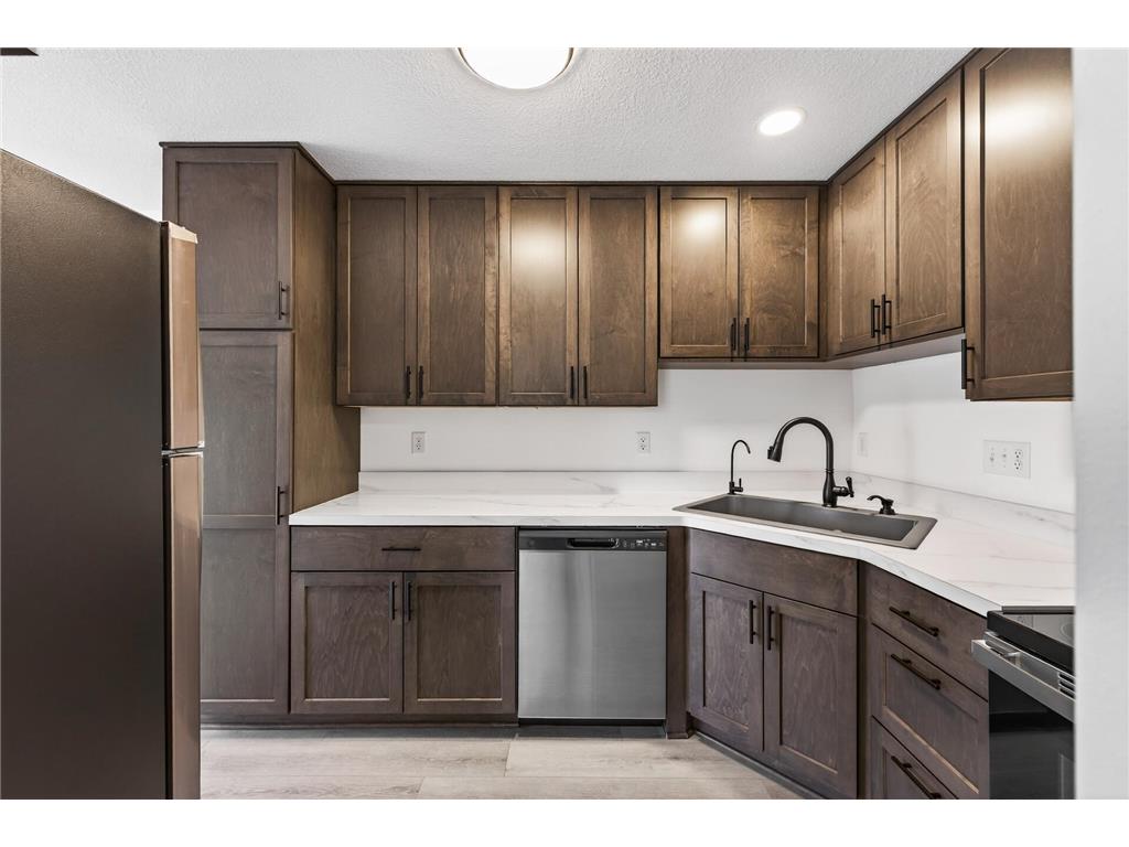 5127 84th Court N Brooklyn Park MN 55443 7042528 image16