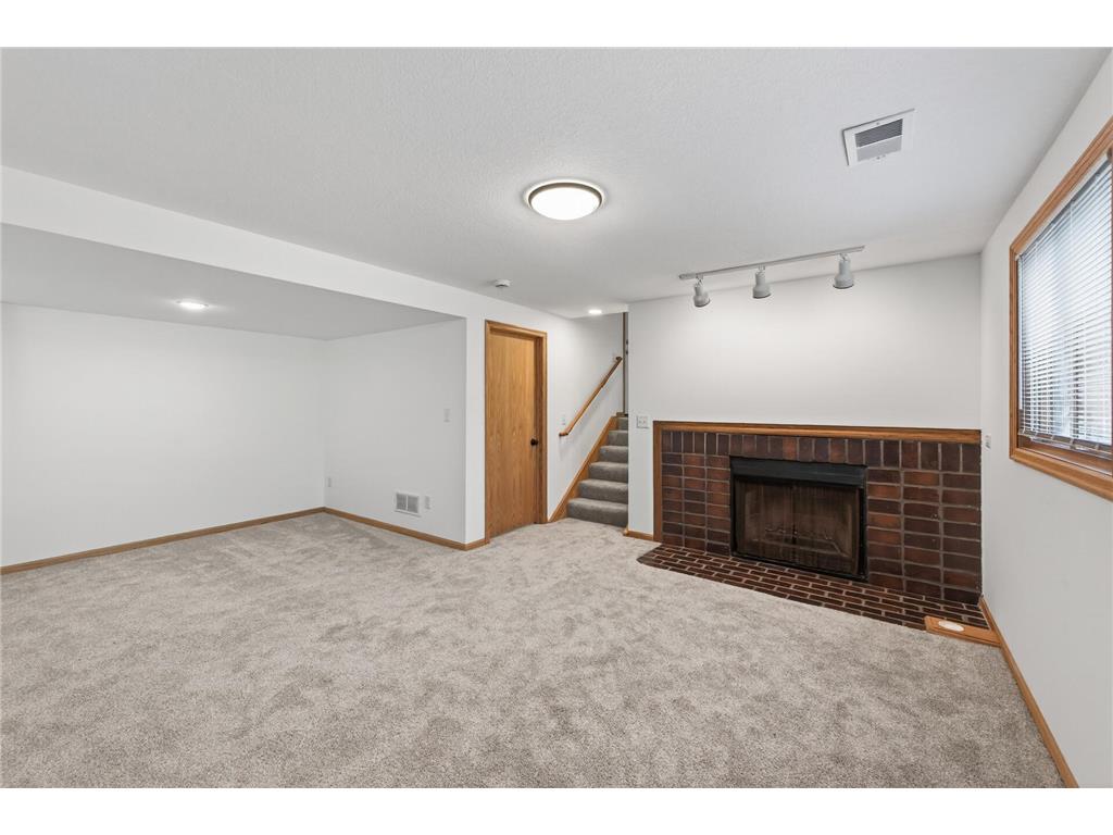 5127 84th Court N Brooklyn Park MN 55443 7042528 image28