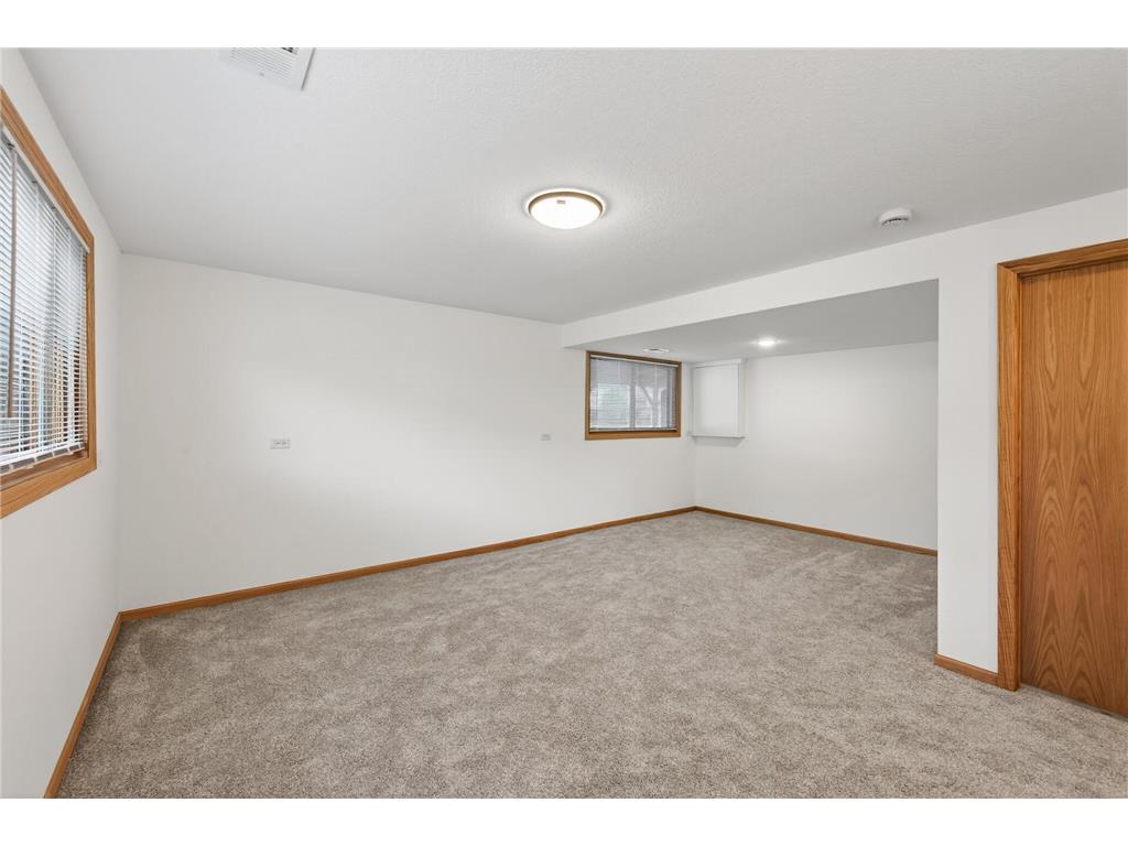 5127 84th Court N Brooklyn Park MN 55443 7042528 image29
