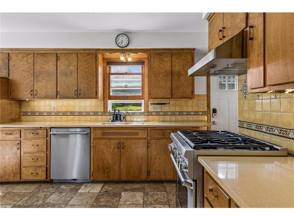5128 Cedar Avenue S Minneapolis MN 55417 - NOKOMIS 7069516 image12