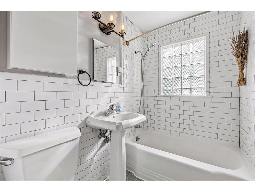 5128 Cedar Avenue S Minneapolis MN 55417 - NOKOMIS 7069516 image19