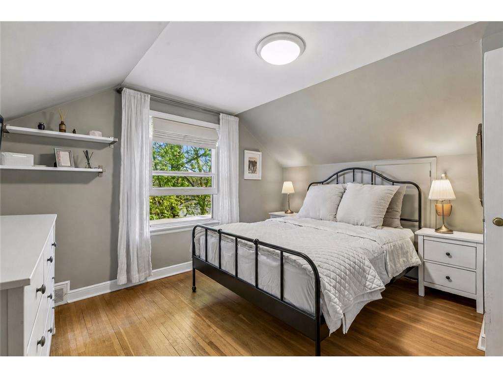 5128 Cedar Avenue S Minneapolis MN 55417 - NOKOMIS 7069516 image20
