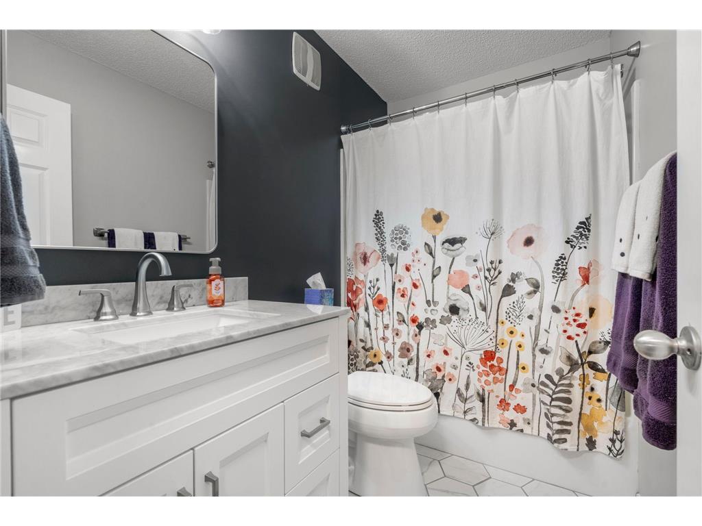 5129 Scott Path Robbinsdale MN 55422 7034204 image28