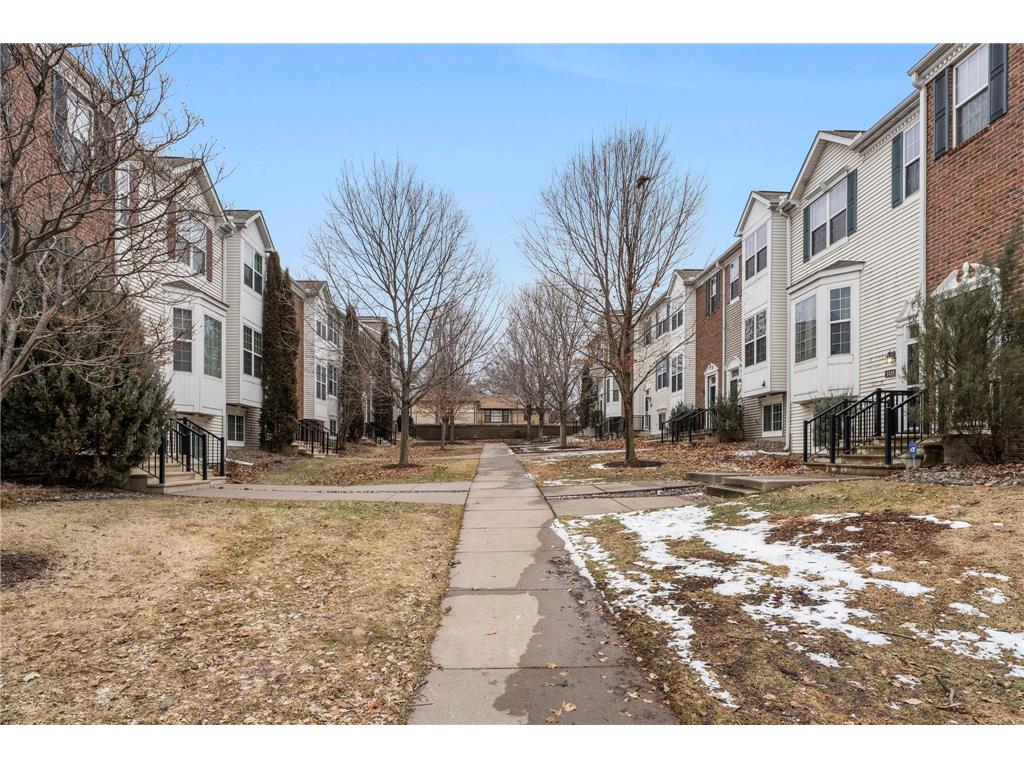 5129 Scott Path Robbinsdale MN 55422 7034204 image3