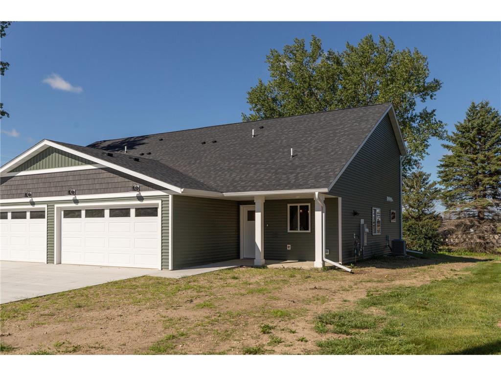 512A 1st Avenue SW Hayfield MN 55940 6777833 image1