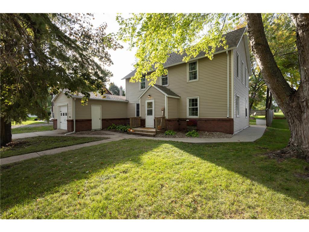 513 3rd Street SE Elbow Lake MN 56531 6440309 image1