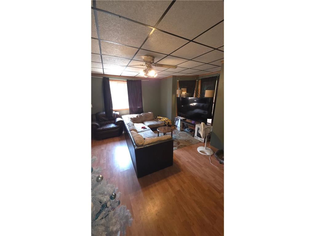 513 3rd Street SE Willmar MN 56201 7098745 image11