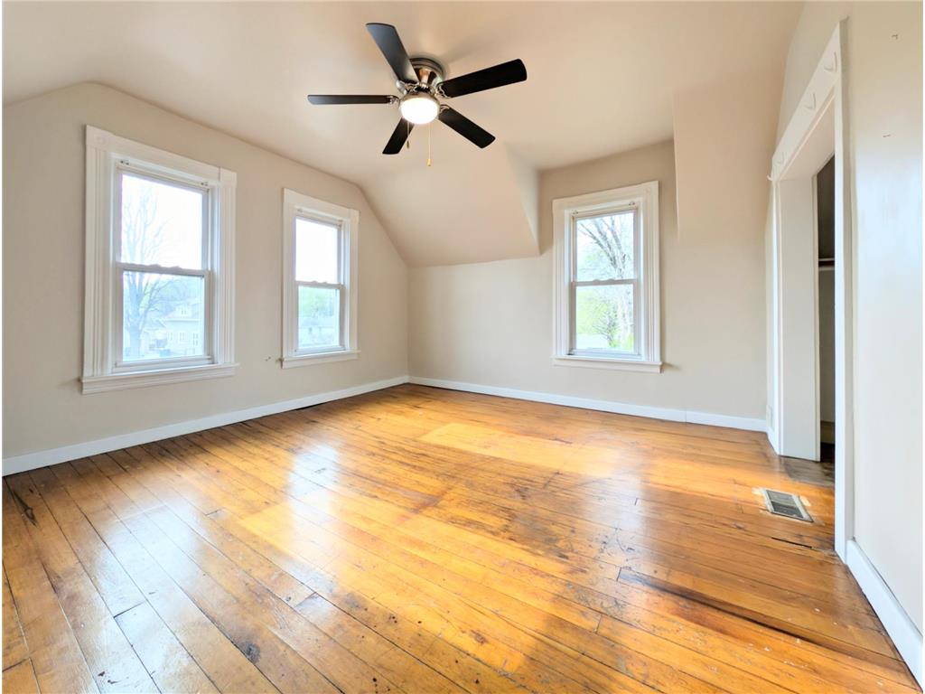 513 4th Street SW Montgomery MN 56069 7066210 image14