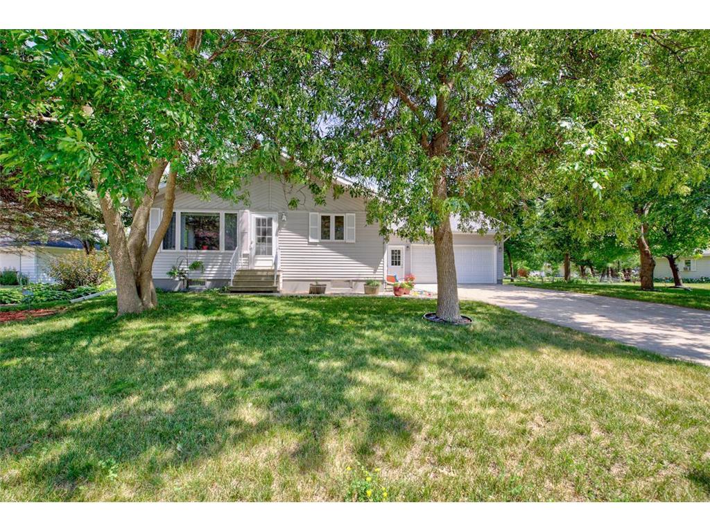 513 5th Street West Concord MN 55985 6240774 image1