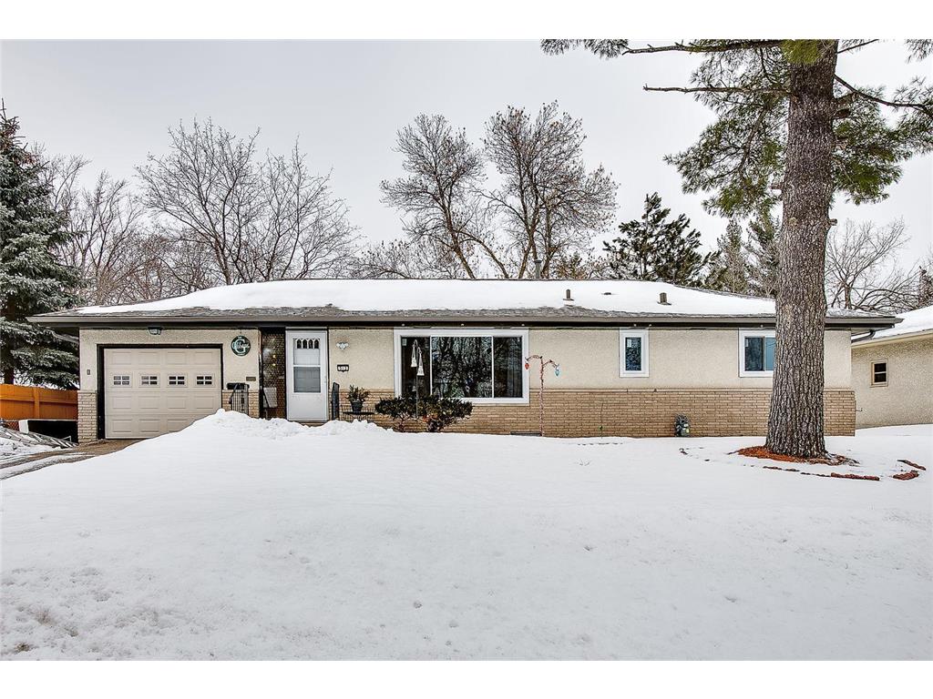 513 Drive NE, Fridley, MN 55432 MLS 6337923 Edina Realty