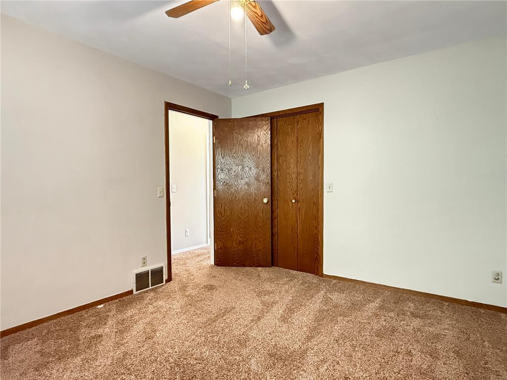513 E Ciro Street Truman MN 56088 7083943 image12