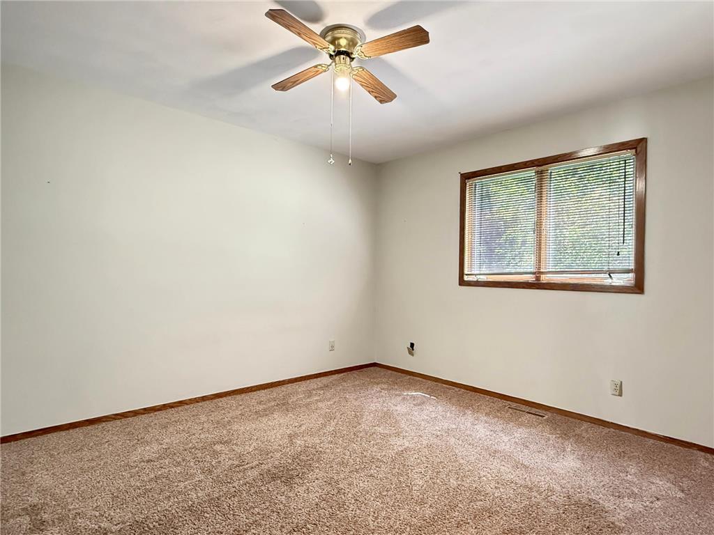 513 E Ciro Street Truman MN 56088 7083943 image13