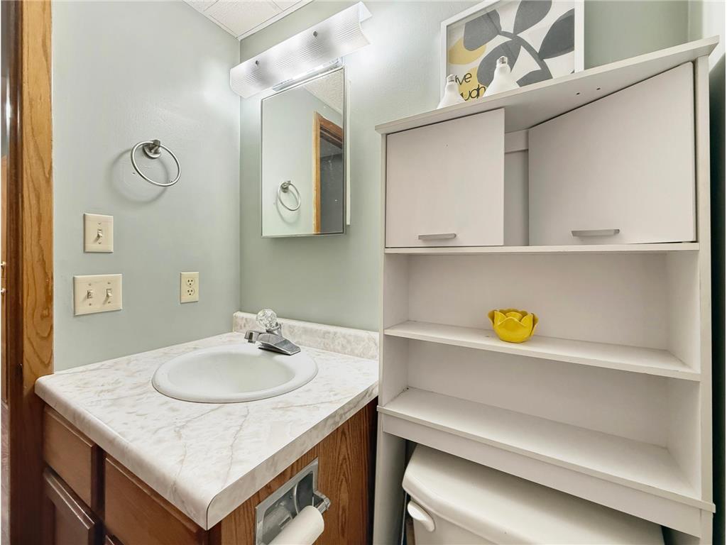 513 E Ciro Street Truman MN 56088 7083943 image25