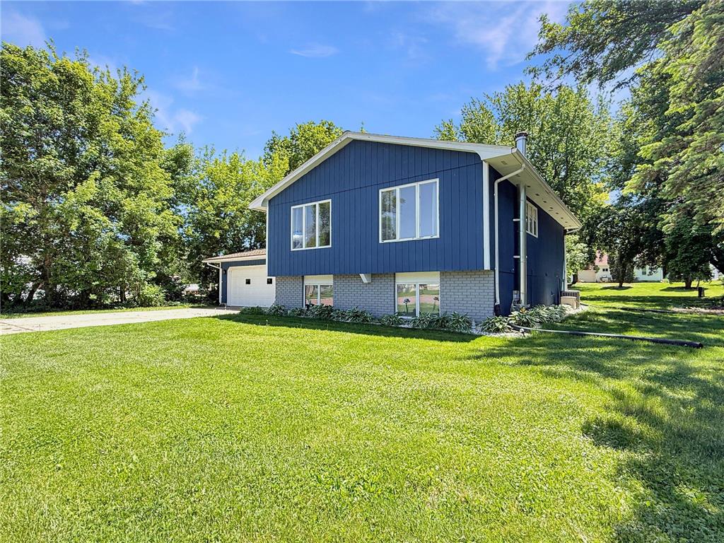 513 E Ciro Street Truman MN 56088 7083943 image34