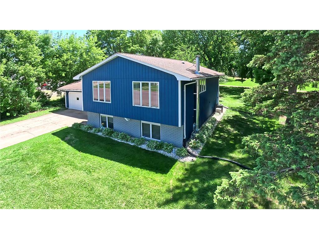 513 E Ciro Street Truman MN 56088 7083943 image35