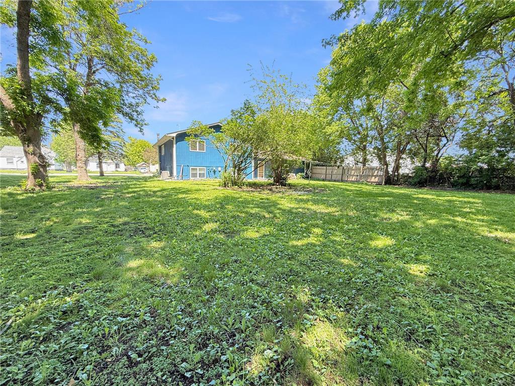 513 E Ciro Street Truman MN 56088 7083943 image37