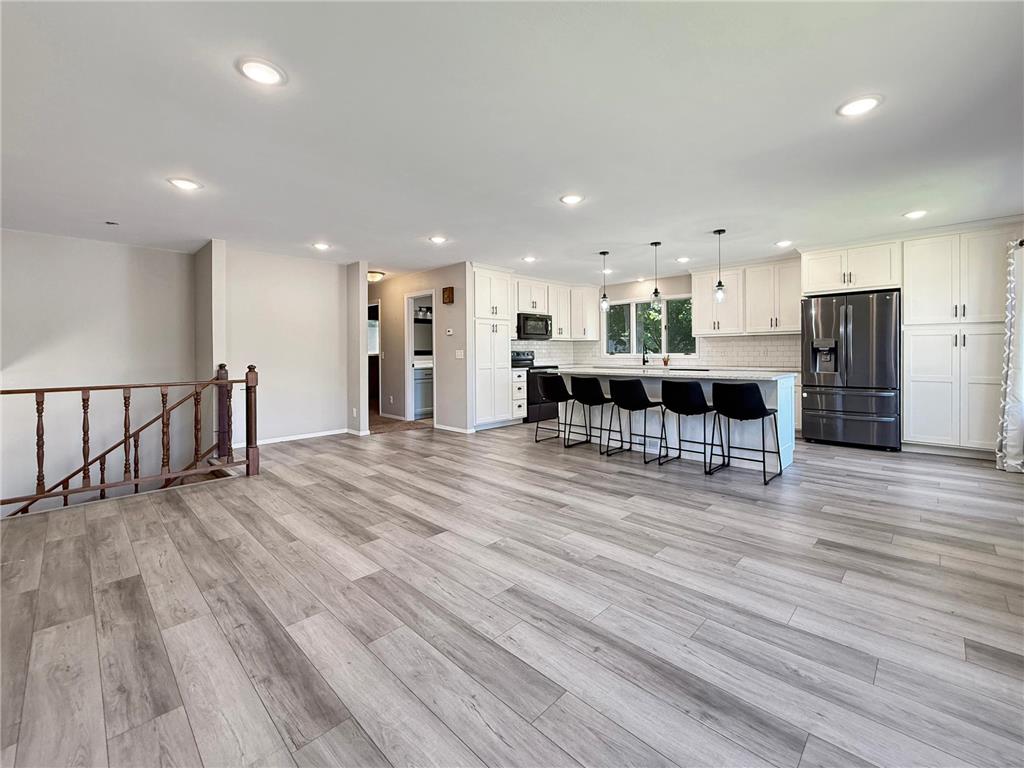 513 E Ciro Street Truman MN 56088 7083943 image4