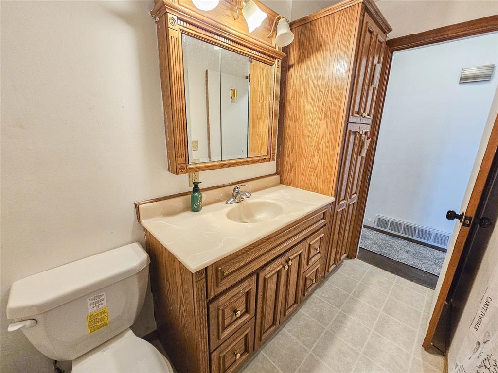 513 E Hollett Street Tracy MN 56175 7051900 image12