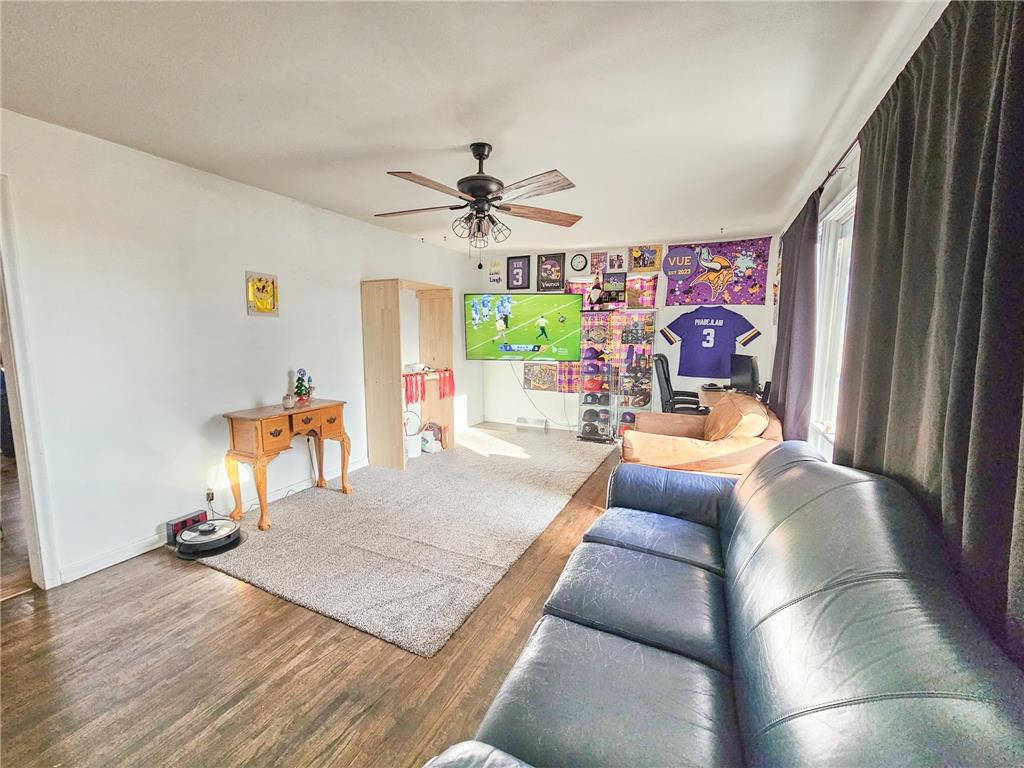 513 E Hollett Street Tracy MN 56175 7051900 image2
