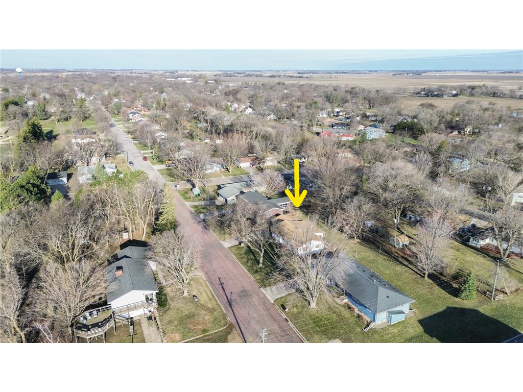 513 E Hollett Street Tracy MN 56175 7051900 image24