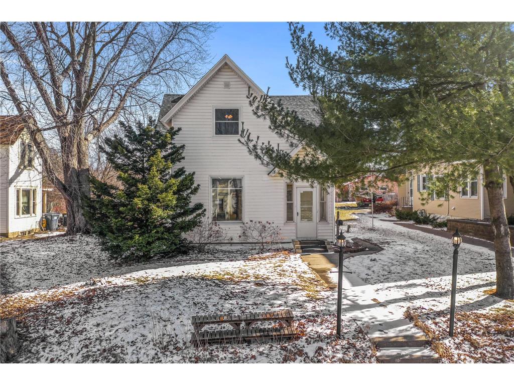 513 Forest Street Kenyon MN 55946 6497410 image1