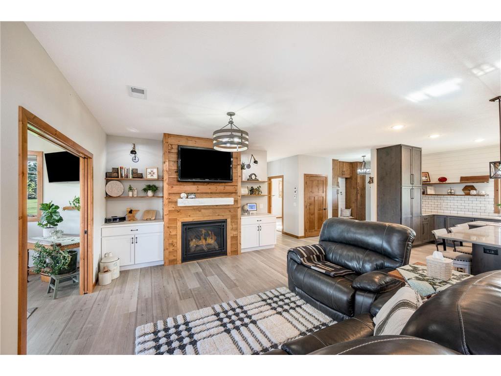 513 Harrison Street Welcome MN 56181 6819431 image14