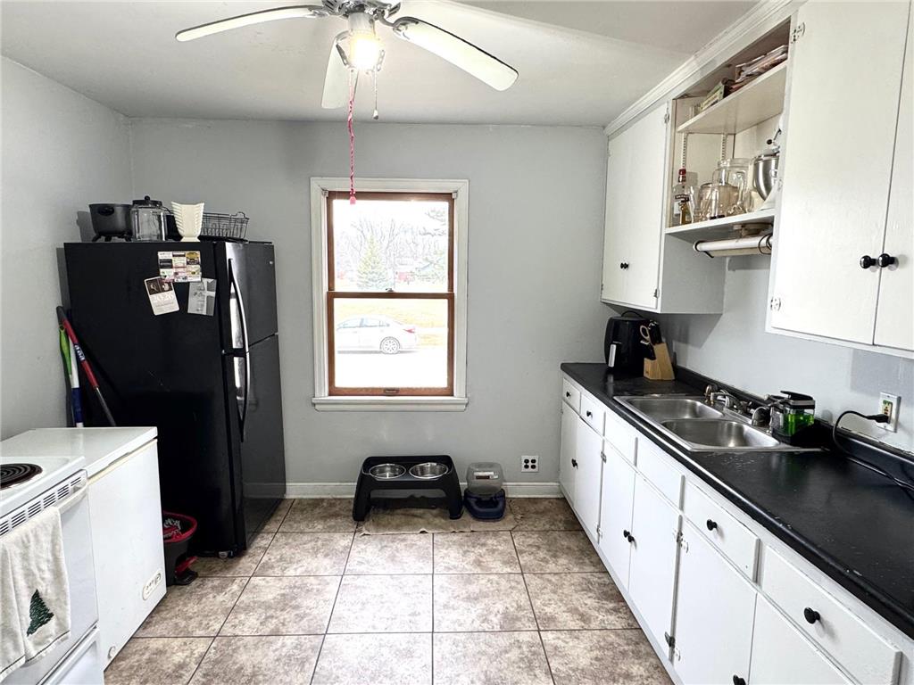 513 Lake Street NE Warroad MN 56763 7066841 image5