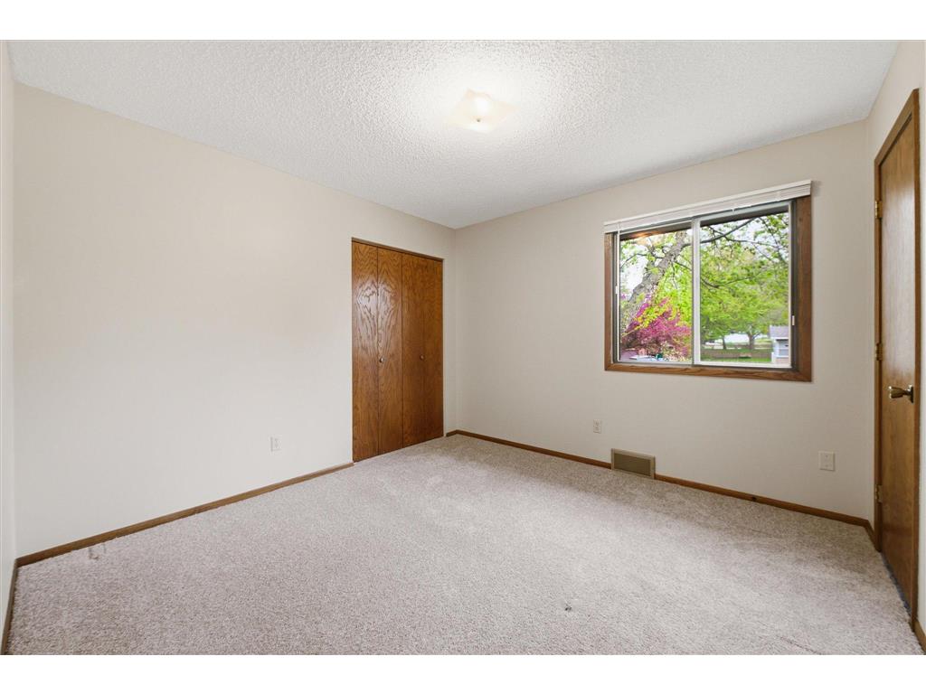 513 Laredo Lane Chanhassen MN 55317 7063097 image20