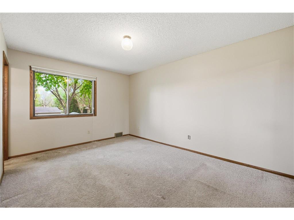 513 Laredo Lane Chanhassen MN 55317 7063097 image26