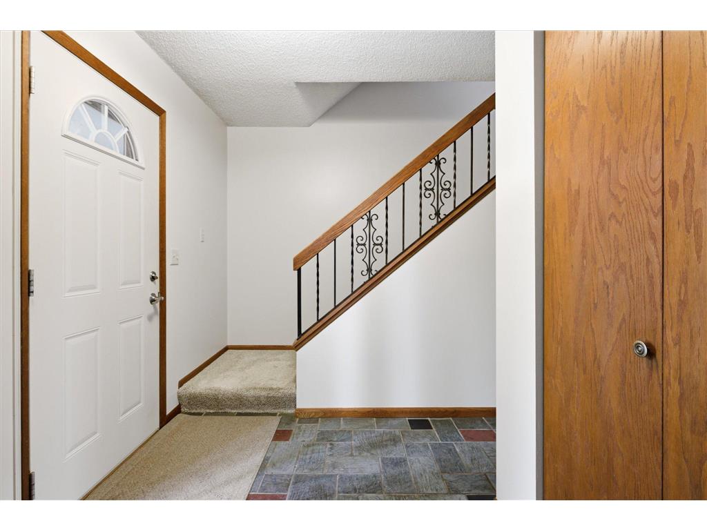 513 Laredo Lane Chanhassen MN 55317 7063097 image3