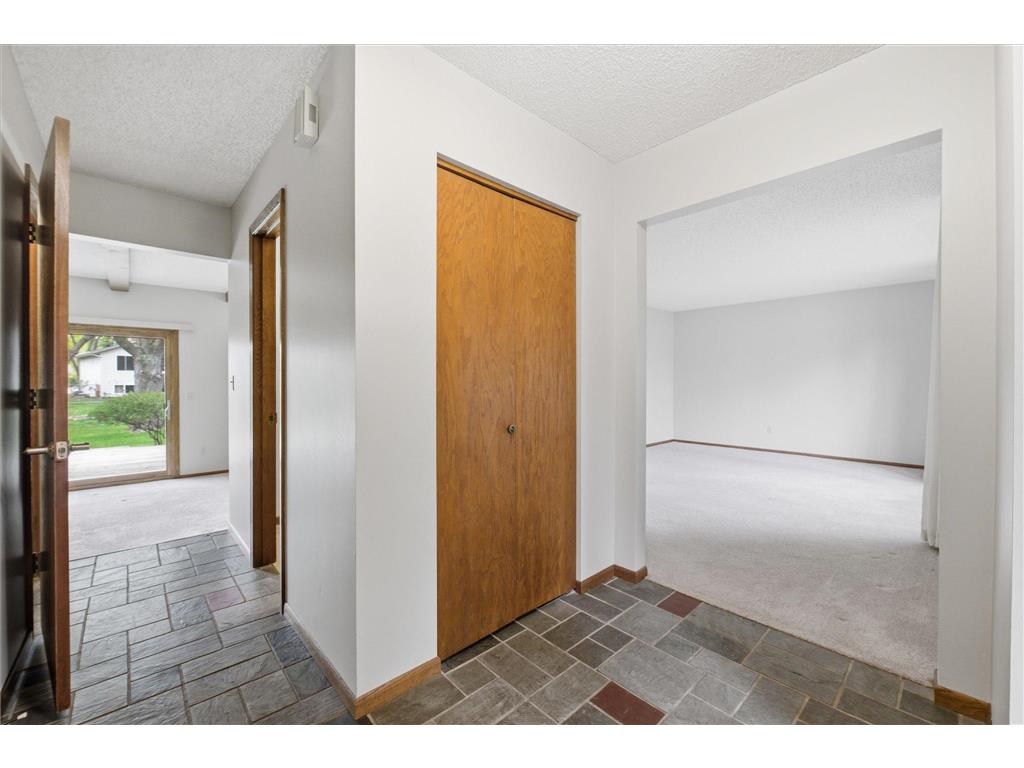 513 Laredo Lane Chanhassen MN 55317 7063097 image4